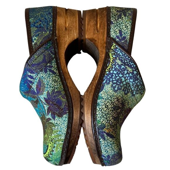 Sanita Pro Nuna Clogs Ethnic Print Multi Color - Picture 5 of 15
